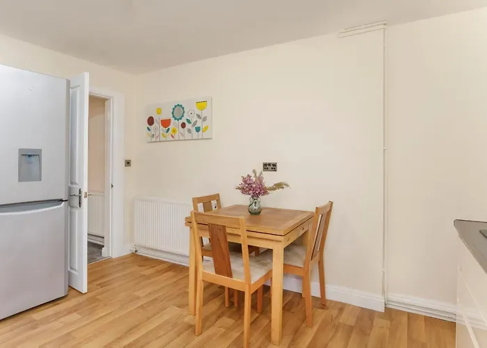 Drake St, Close To Station And Centre * York